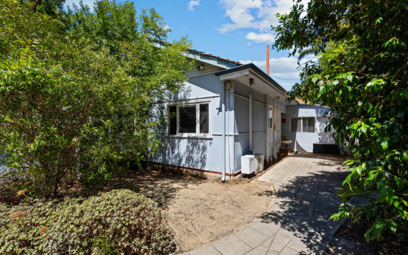 7 Greenville Street, SWANBOURNE, WA 6010 AUS