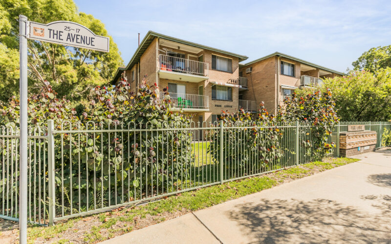 4/25 The Avenue, CRAWLEY, WA 6009 AUS