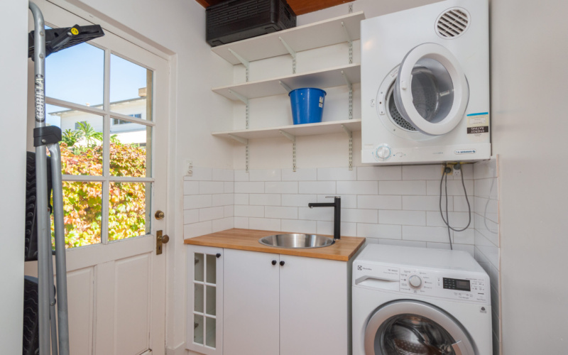 193 Curtin Avenue, COTTESLOE, WA 6011 AUS