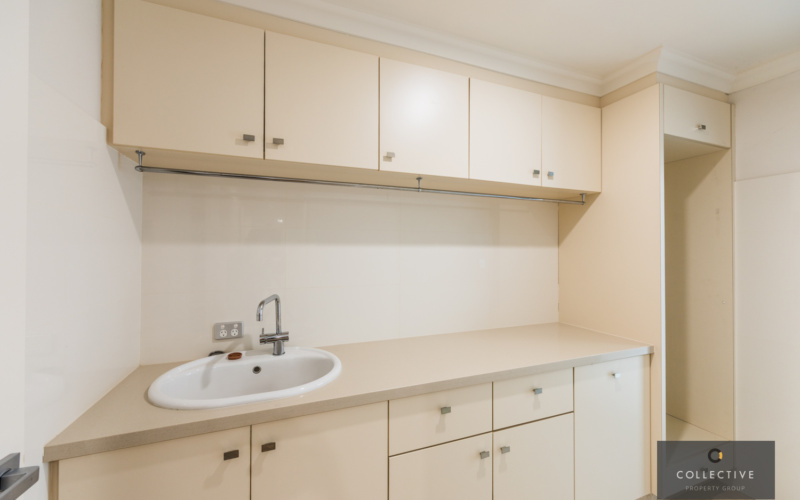 1 Barrow Crescent, NORTH COOGEE, WA 6163 AUS