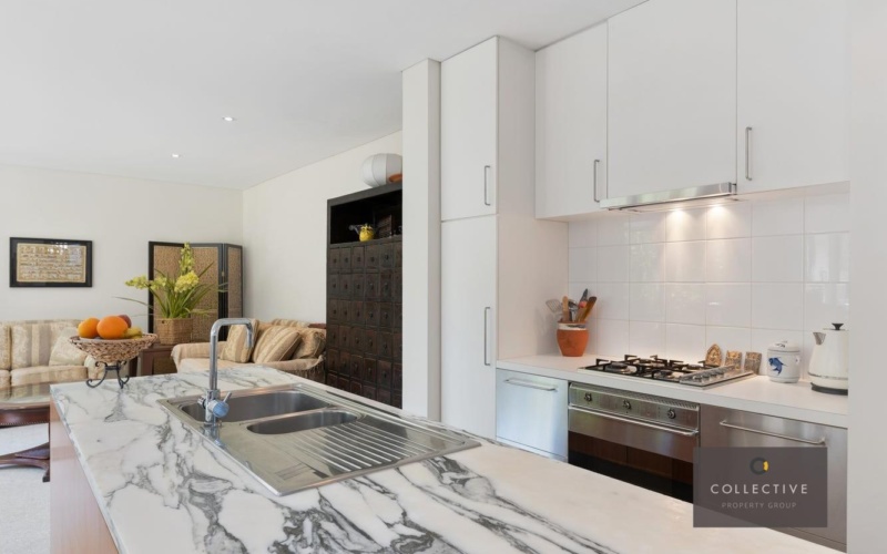 4/35 Fairway, CRAWLEY, WA 6009 AUS