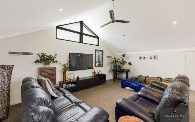 14 Merrick Way, DUNCRAIG, WA 6023 AUS