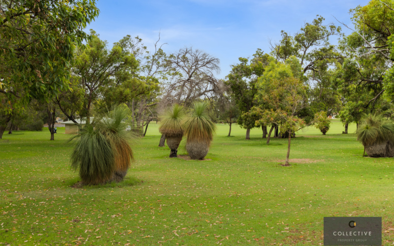 14 Merrick Way, DUNCRAIG, WA 6023 AUS