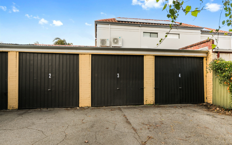 3/112 Stirling Highway, NEDLANDS, WA 6009 AUS