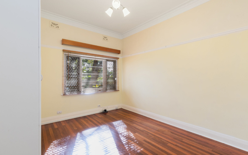 3/112 Stirling Highway, NEDLANDS, WA 6009 AUS