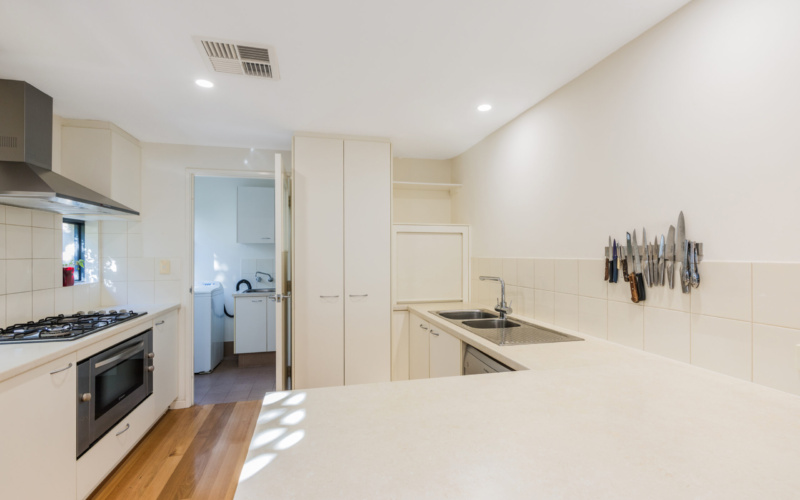 19 Thelma Street, MOSMAN PARK, WA 6012 AUS