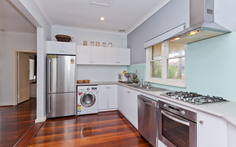 8/451 Stirling Highway, COTTESLOE, WA 6011 AUS