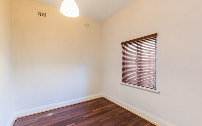 1/112 Stirling Highway, NEDLANDS, WA 6009 AUS
