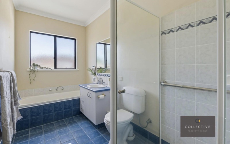 5 Donatti Road, INNALOO, WA 6018 AUS