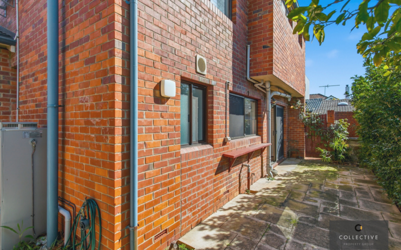 1/12 Queenslea Drive, CLAREMONT, WA 6010 AUS