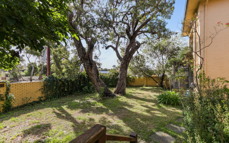4/112 Stirling Highway, NEDLANDS, WA 6009 AUS