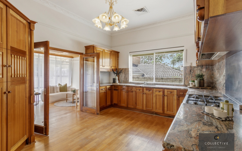 32 Salisbury Street, LEEDERVILLE, WA 6007 AUS