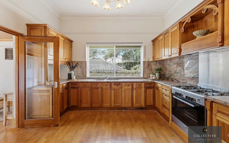 32 Salisbury Street, LEEDERVILLE, WA 6007 AUS